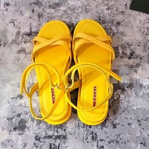 Prada bright yellow sandals sz 9